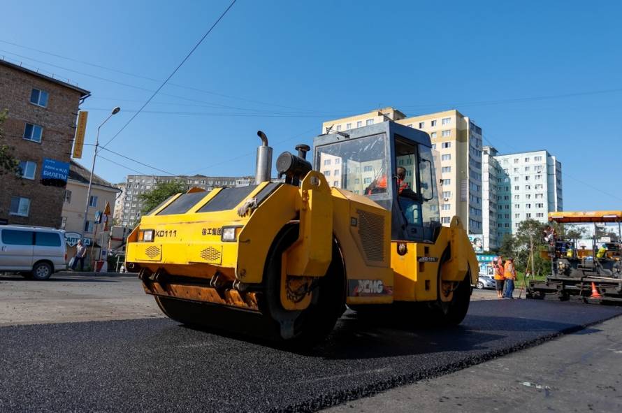 Во Владивостоке продолжается ремонт дорог