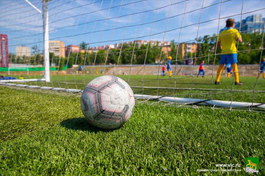 Стадион школы № 78 Владивостока планируется отремонтировать в 2023 году