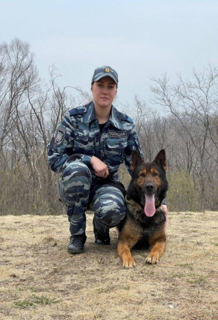 Во Владивостоке служебная собака привела полицейских к грабителю