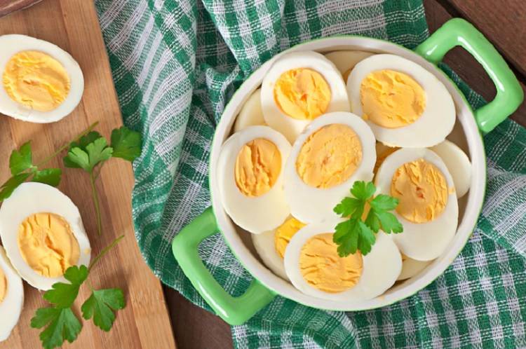 Раскрыт правильный способ варки яиц для новогодних салатов