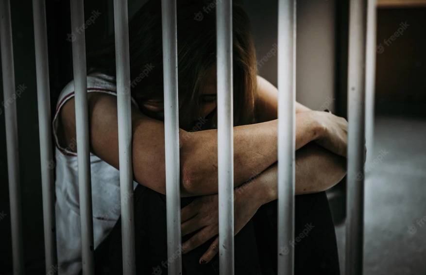 Заключенная преступница напала на сотрудницу СИЗО в Уссурийске