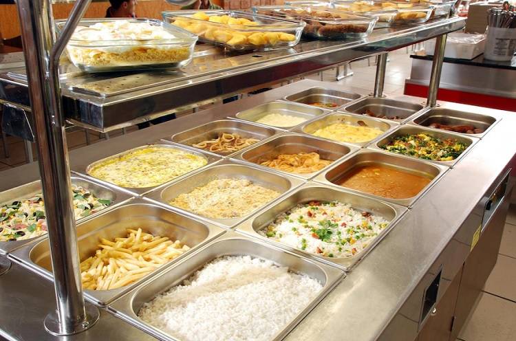 Депутат Госдумы призвал проверить качество питания в школах