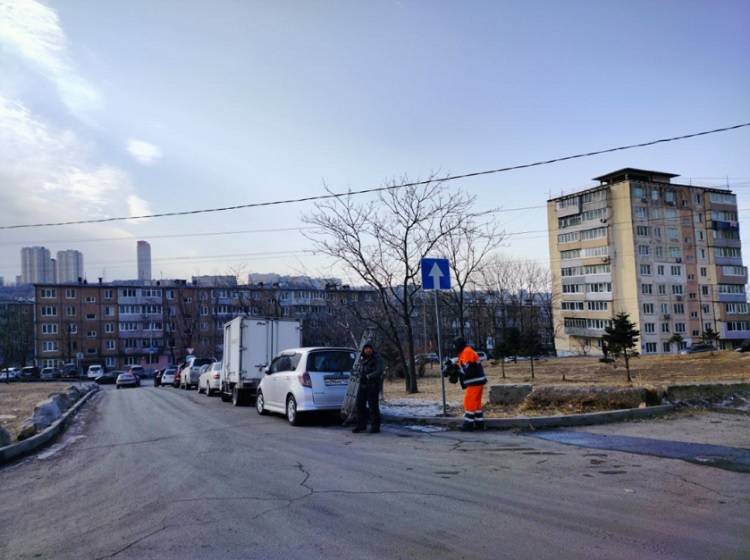 Новая схема движения появилась на Сахалинской, 56 во Владивостоке