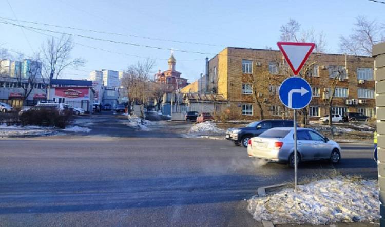 На улицах Владивостока установлены новые знаки дорожного движения