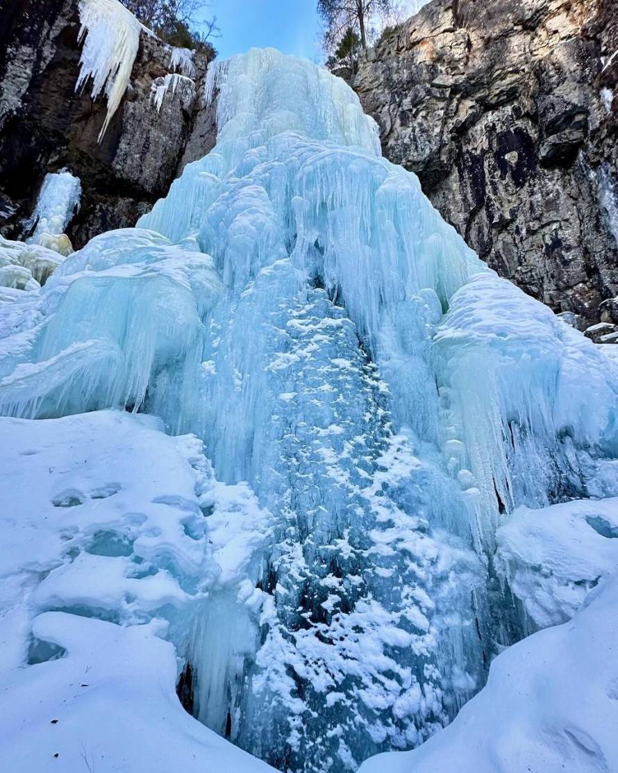 Величественная красота: приморцам показали замерзшие водопады