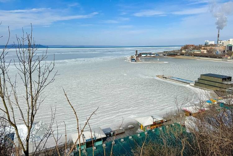 12 и 13 февраля в акватории Владивостока ожидается взлом припайного льда