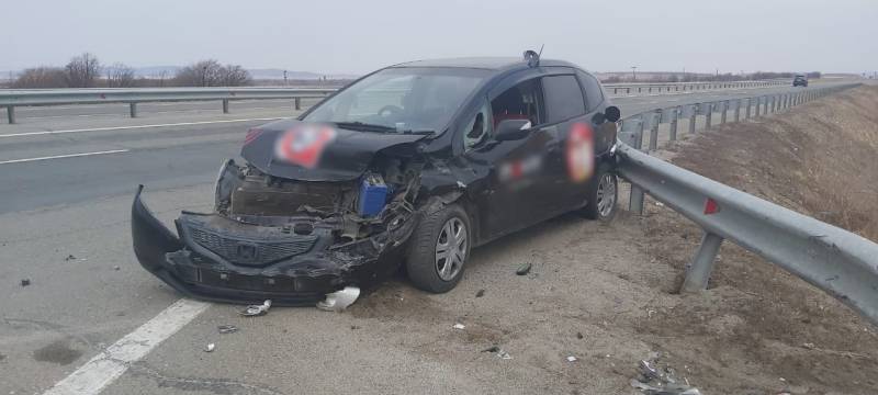 Пьяный пассажир дернул за руль и спровоцировал ДТП в Приморье