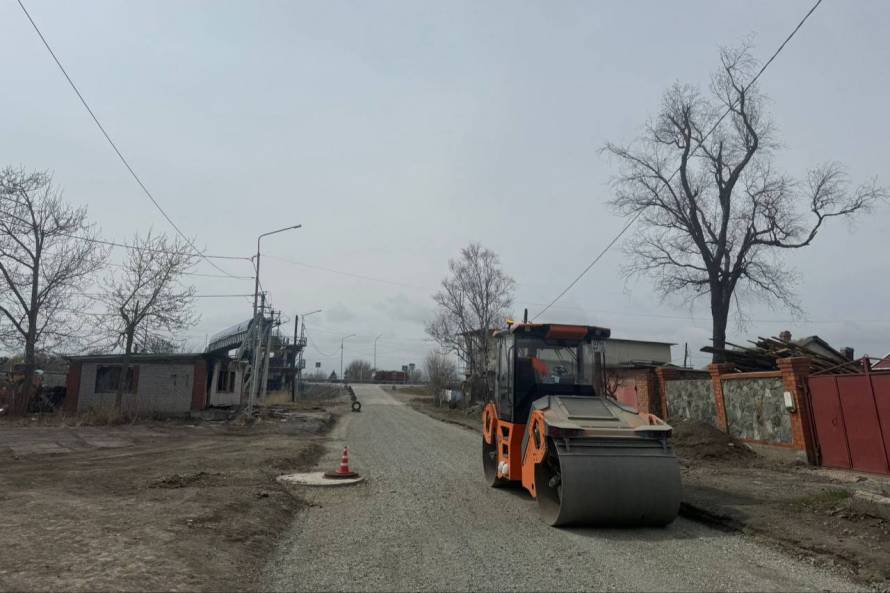 Незаконные конструкции убирают с улиц Владивостока