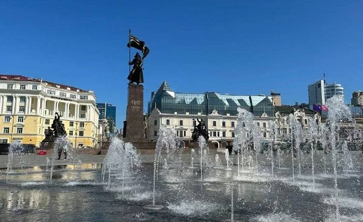 Ко Дню Победы во Владивостоке приведут в порядок 22 памятника