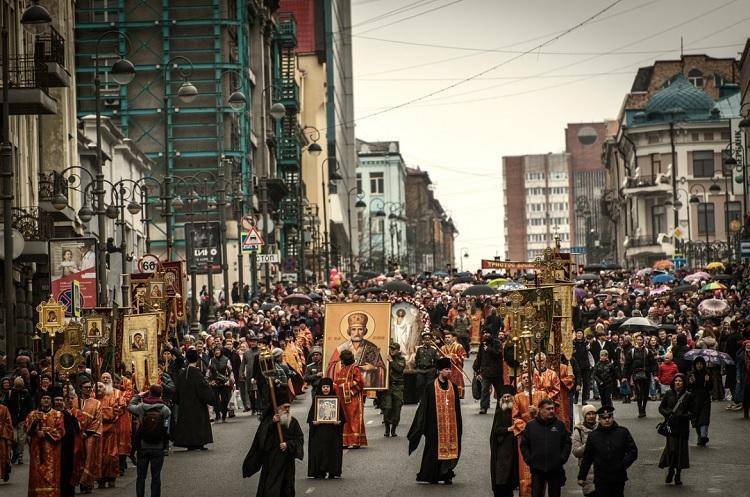 Крестный ход на Пасху и День Победы ограничат движение во Владивостоке