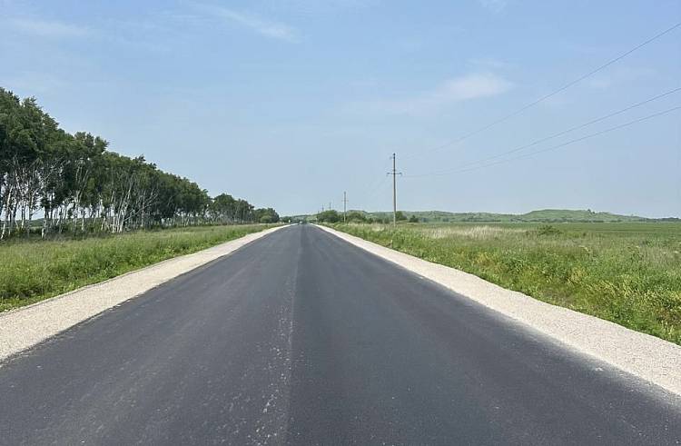 Почти два километра дороги отремонтировали в Михайловском округе