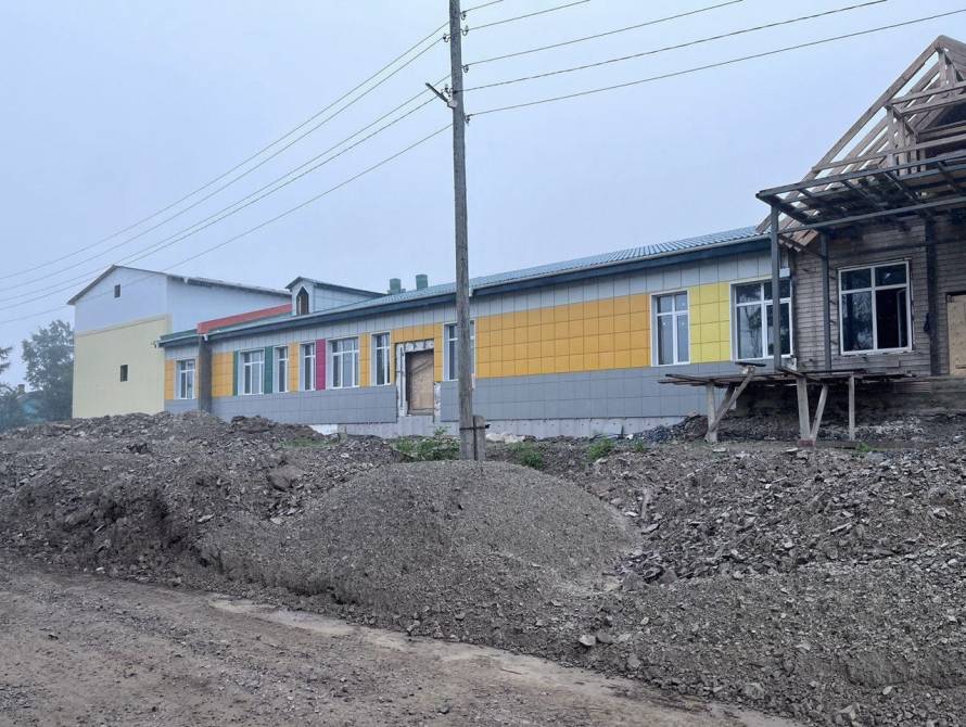 Школу на 80 мест строят в поселке Светлая