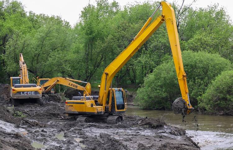 Более 76 километров береговой линии расчищено в Приморье