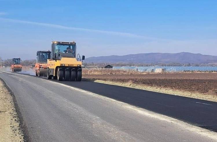 Дорогу почти отремонтировали в Октябрьском округе