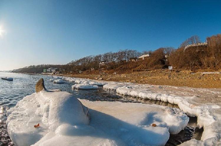 В Приморье без осадков, +3°C