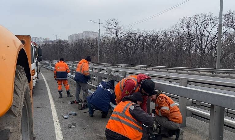 400 метров лееров отремонтировали во Владивостоке