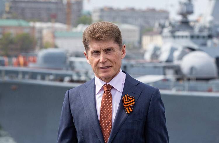 Губернатор Приморья поздравил горожан с Днем Победы