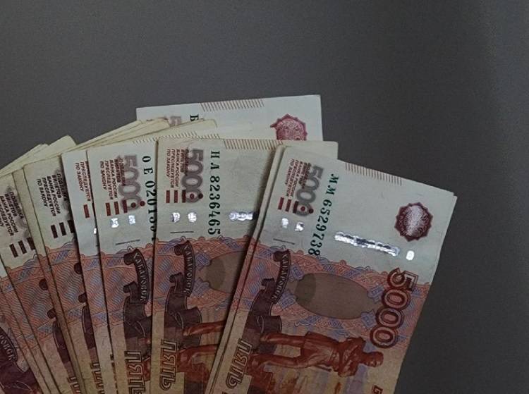 Мошенники похитили у приморца почти 2 млн кредитных денег
