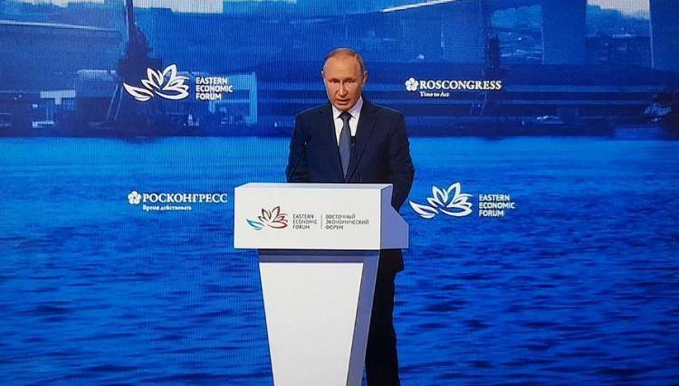 Прямая линия с Владимиром Путиным назначена на декабрь