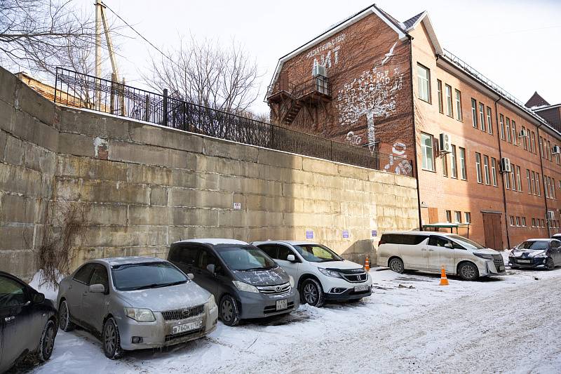 Владивосток: две важные подпорные стены получат новую жизнь
