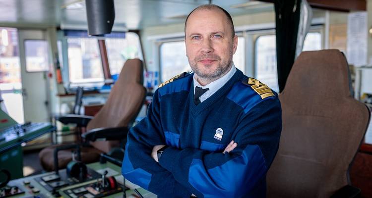 Капитан Зарайченков.jpg Капитан Зарайченков.jpg