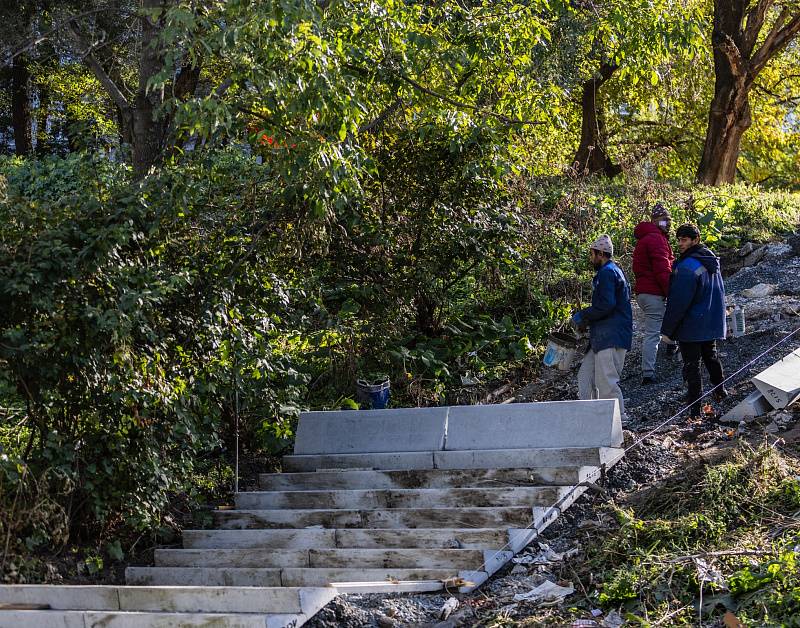 a2d1c343295b2774402bfd7e55e8bd22502df354.jpeg a2d1c343295b2774402bfd7e55e8bd22502df354.jpeg