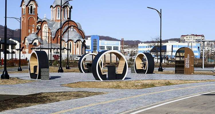 blagoustrojstvo-naberezhnoj-ozera-solenog3.jpg